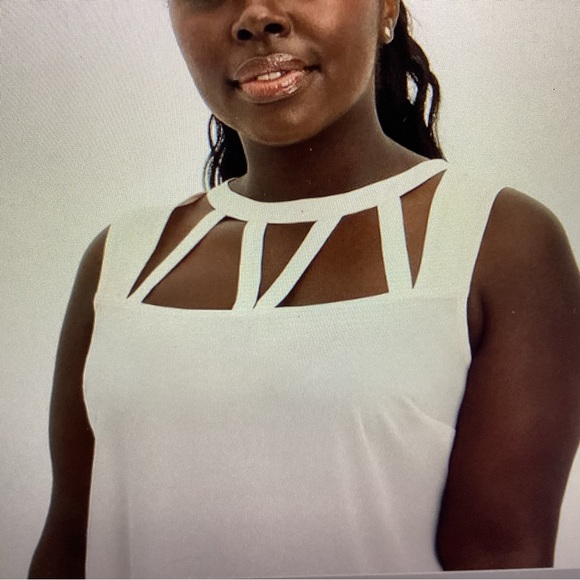 Torrid Georgette Cage Front Tank Pearl Plus size 2X Relaxed fit, Sleeveless NWT - Picture 4 of 8